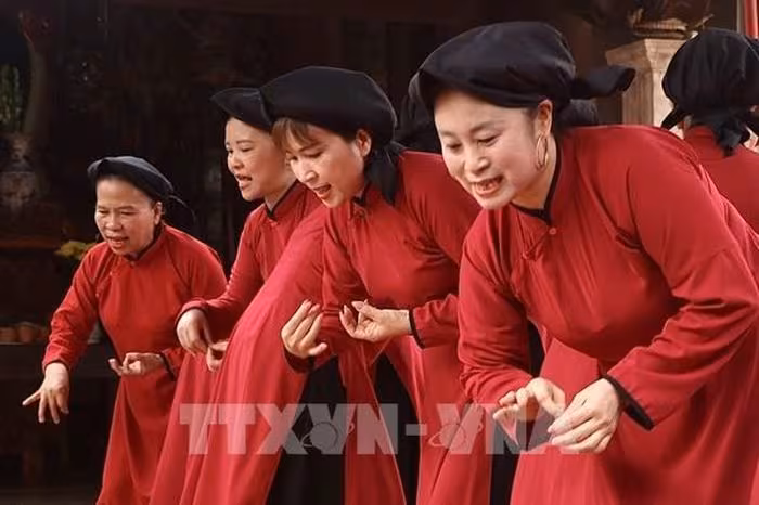 Hát Xoan Hùng Lô: Sức Sống Di Sản UNESCO Giữa Lòng Đất Tổ
