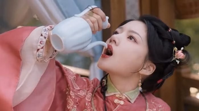 Nhậm Mẫn nhận được nhiều lời khen ngợi về nhan sắc và thần thái trong vai Cố Cẩm Triêu.