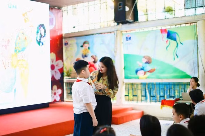 Nuôi dưỡng tâm hồn trẻ thơ qua những trang thơ trong sáng