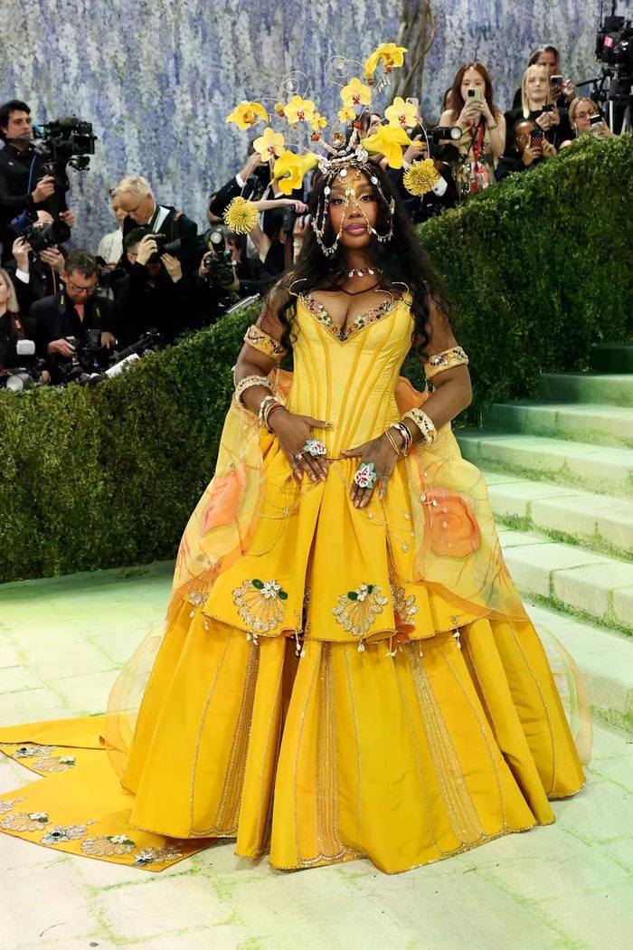 Thảm đỏ Met Gala 2026 và những bộ cánh gây sốc